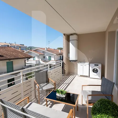 Apartament Homiday - Residenza Incanto *