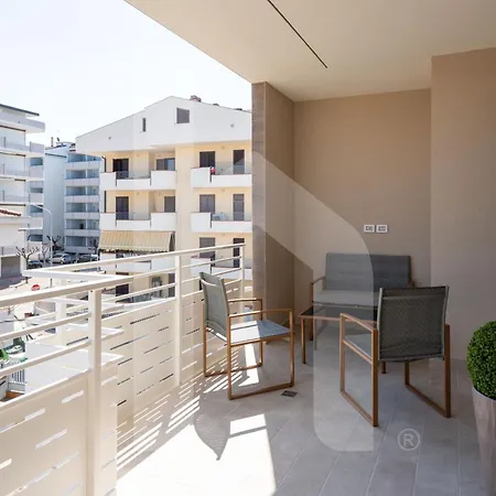 Homiday - Residenza Incanto *